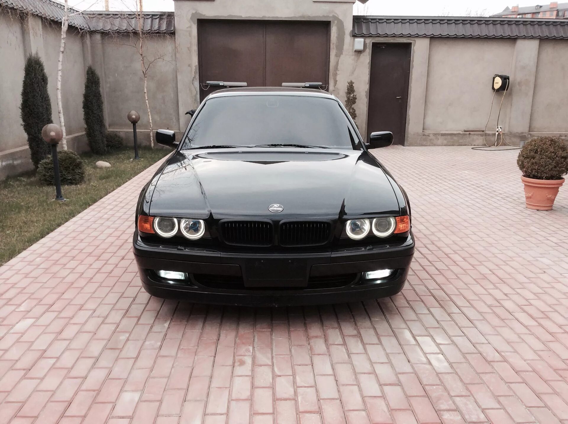 BMW 7 2001. БМВ 7 2001. БМВ 7 е38 2001. BMW 7 Series 2001.
