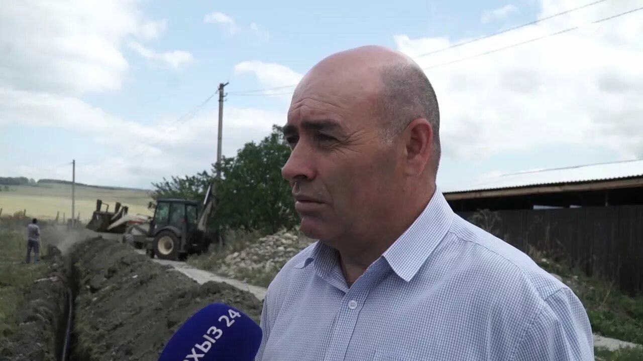 Малый зеленчук аул. Хабеков умар герой советского. Малый зеленчук аул. Малый зеленчук аул кчр. Малый зеленчук памятник.