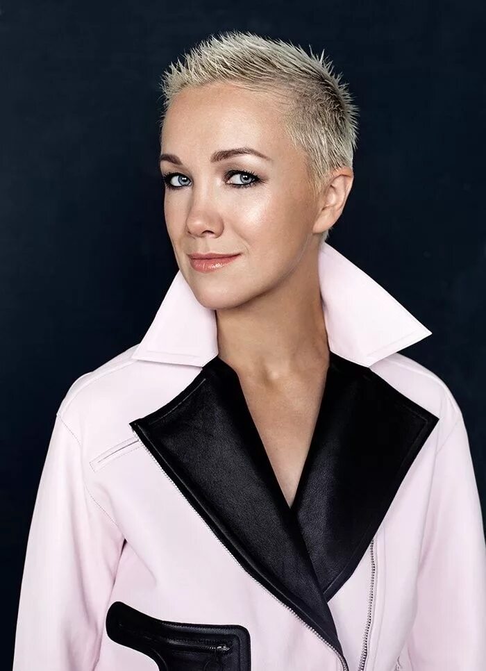 Дарья мороз. Дарья мороз. Короче мороз. Дарья мороз с короткой стрижкой. Короче мороз.