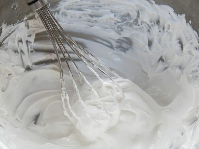 сахарная пудра в микроволновке. сахарная пудра в микроволновке. рецепт безе в микроволновке без сахарной пудры. яичный белок в микроволновке. безе в микроволновке без сахарной пудры.