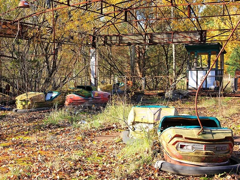 Страшные заброшки припять. Припять достопримечательности. Чернобыль самые страшные места. Самые опасные места припяти. Самые опасные места припяти.