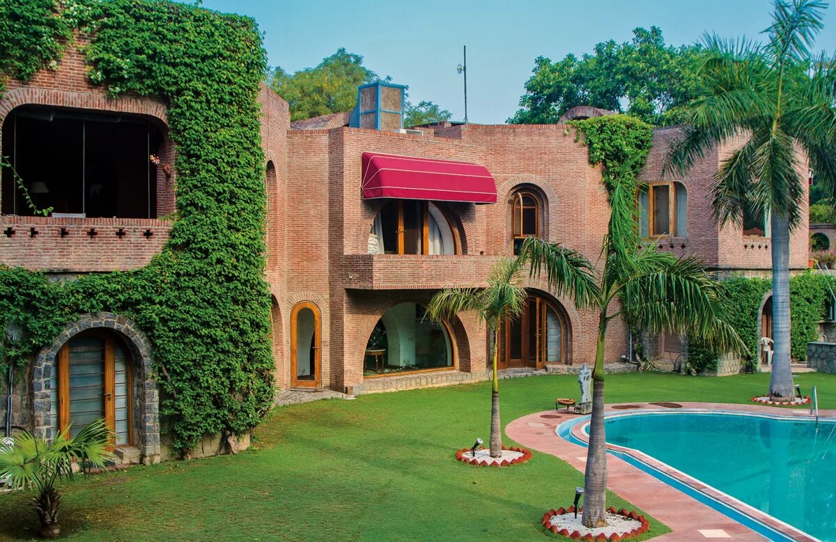 Индийский дом гоа. Женщина из индии частное. Индийские домашнее фото. Бангалор индия фото. Нита амбани.