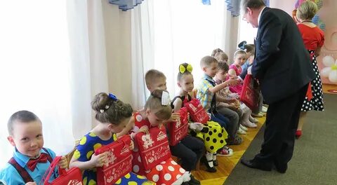 Нескольким группам детского сада подарили