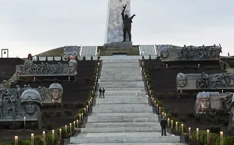Могила донецк