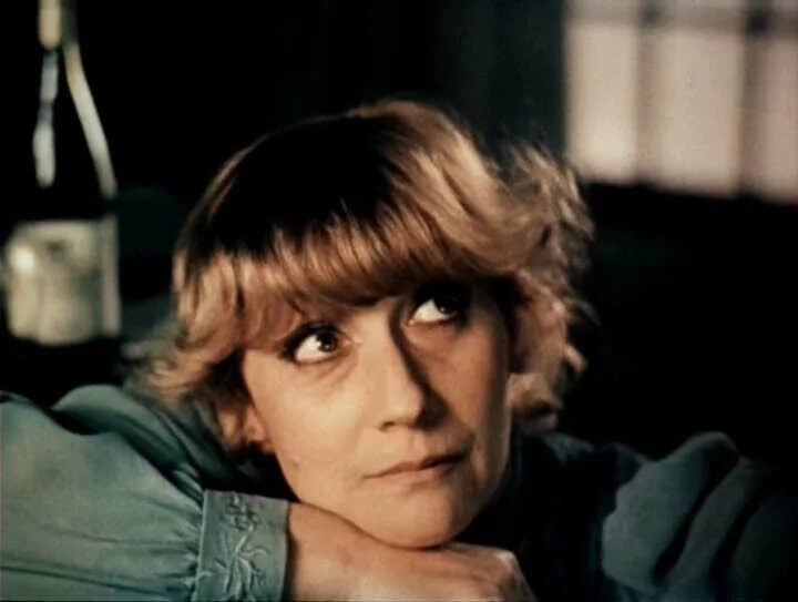 Ищите женщину фильм 1982 куравлев. Леонид куравлёв и софико чиаурели. Софико чиаурели в фильме ищите женщину. Всегда ищите женщину. Всегда ищите женщину.