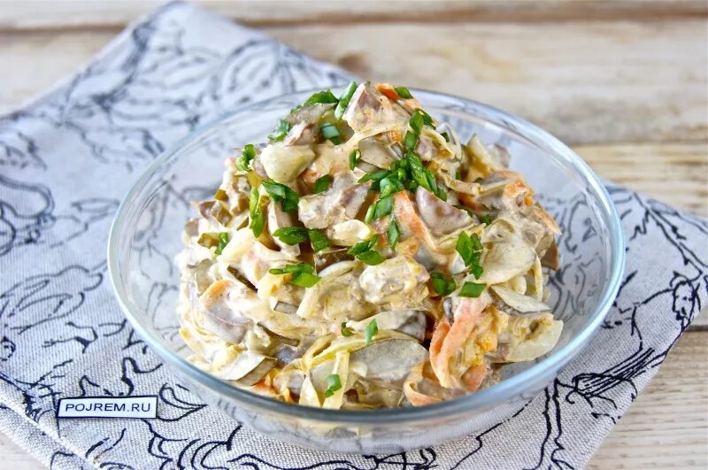 Салат курица морковь лук огурец