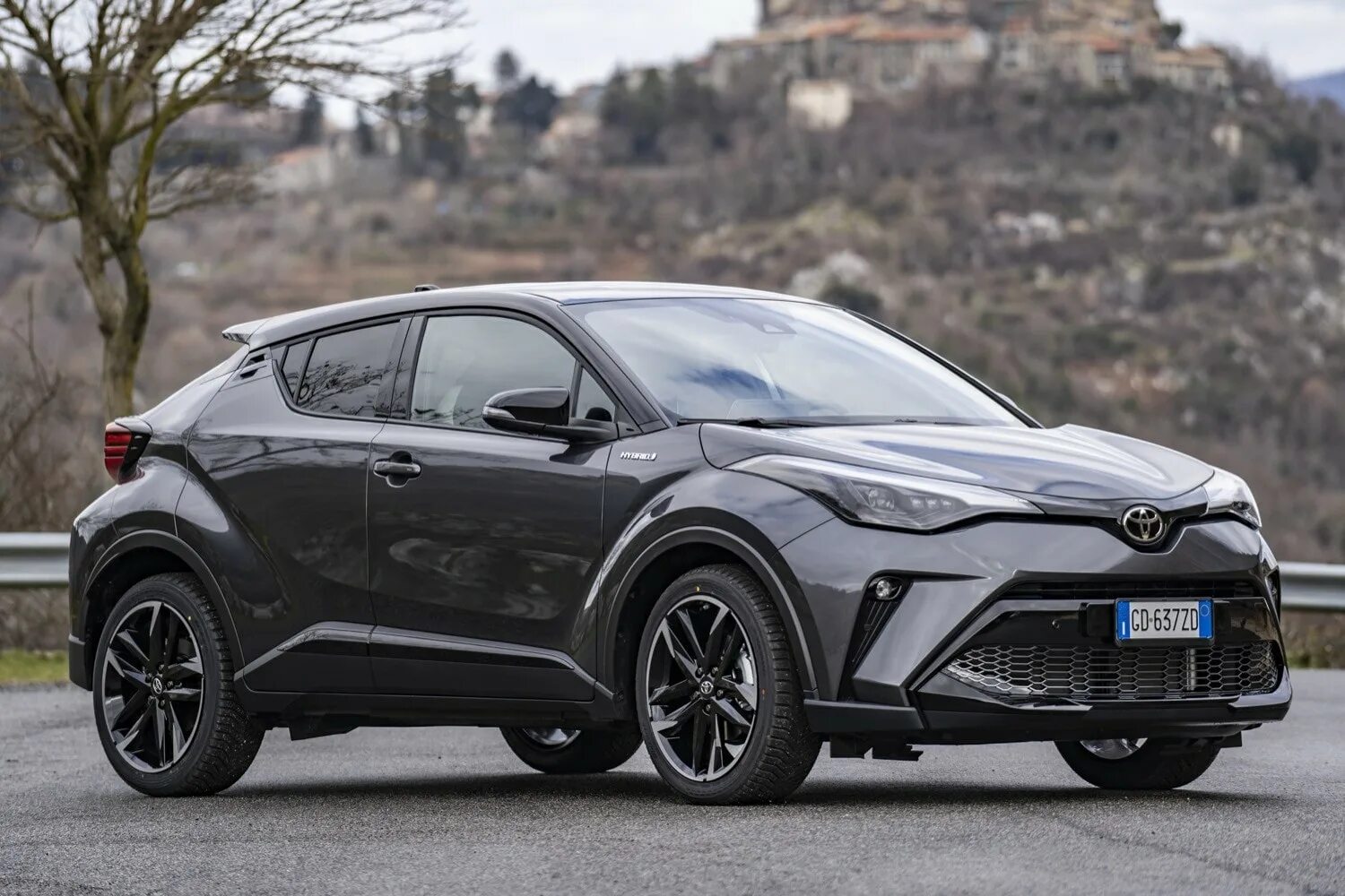 Chr 70. Toyota c-hr 2025. toyota c-hr gr 2025. toyota chr sport. тойота chr gr sport.