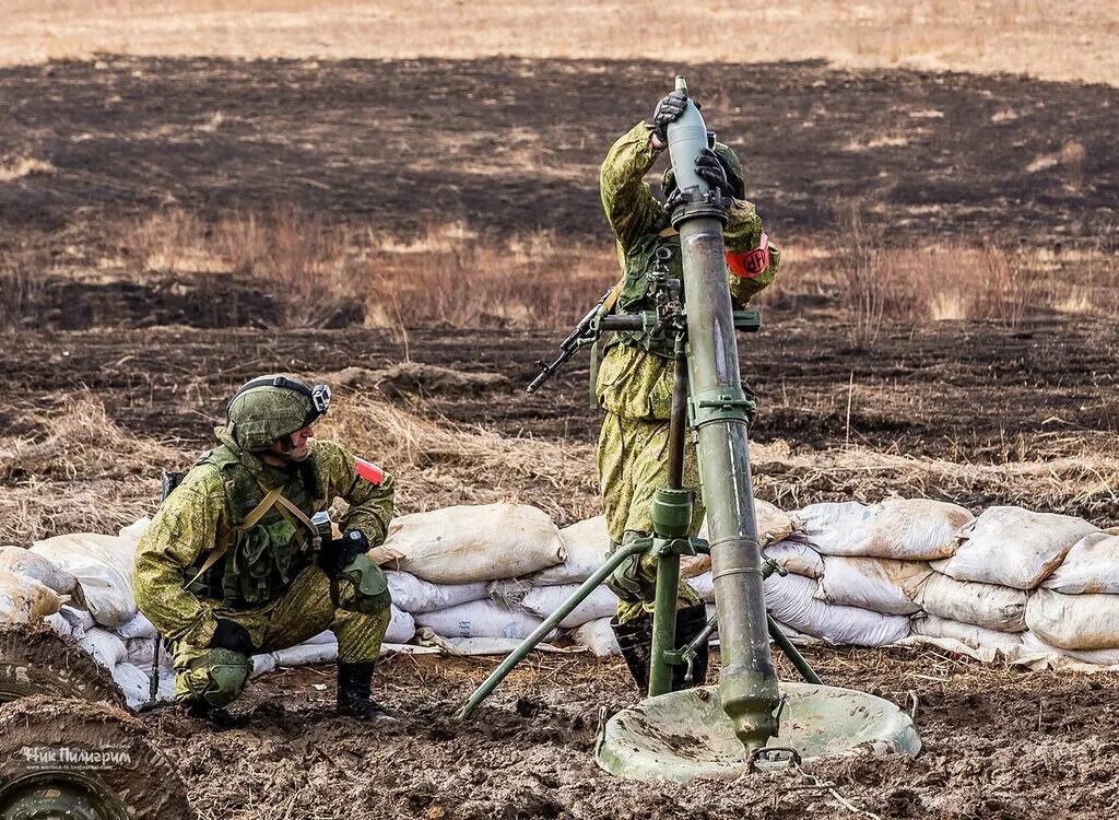 Минометы рф. 120 Мм миномет 2б11. 120-Мм миномет 2б11 "сани". 2б11 миномет. 2б11 сани.