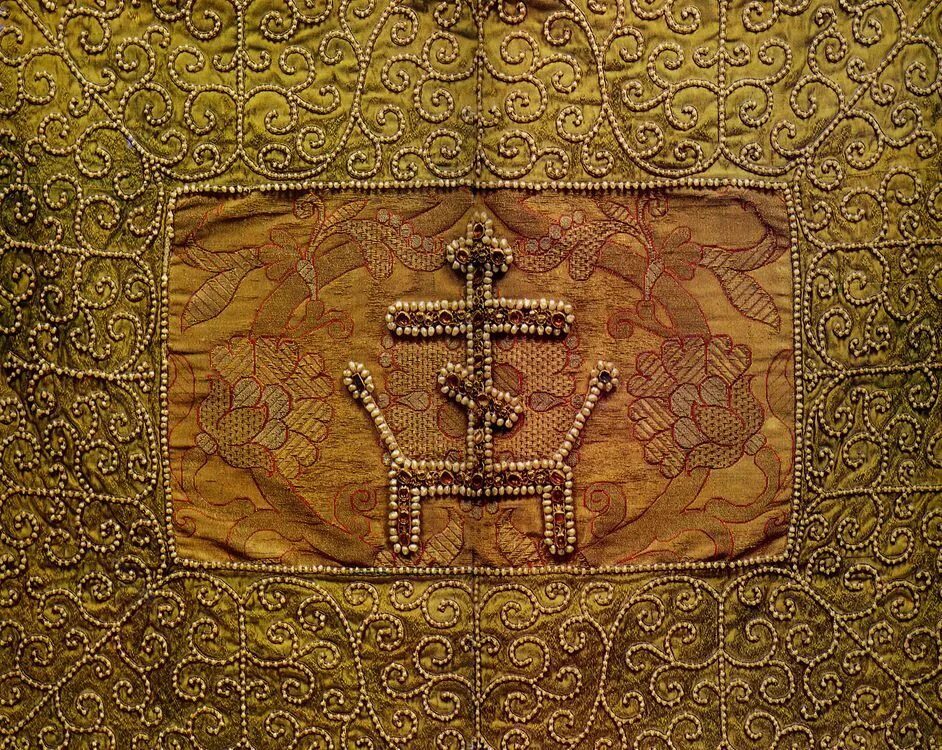 Золотая пелена. Голгофский крест покровец. Покровцы старообрядческие. Покровцы XIX век. Пелена Голгофский крест.