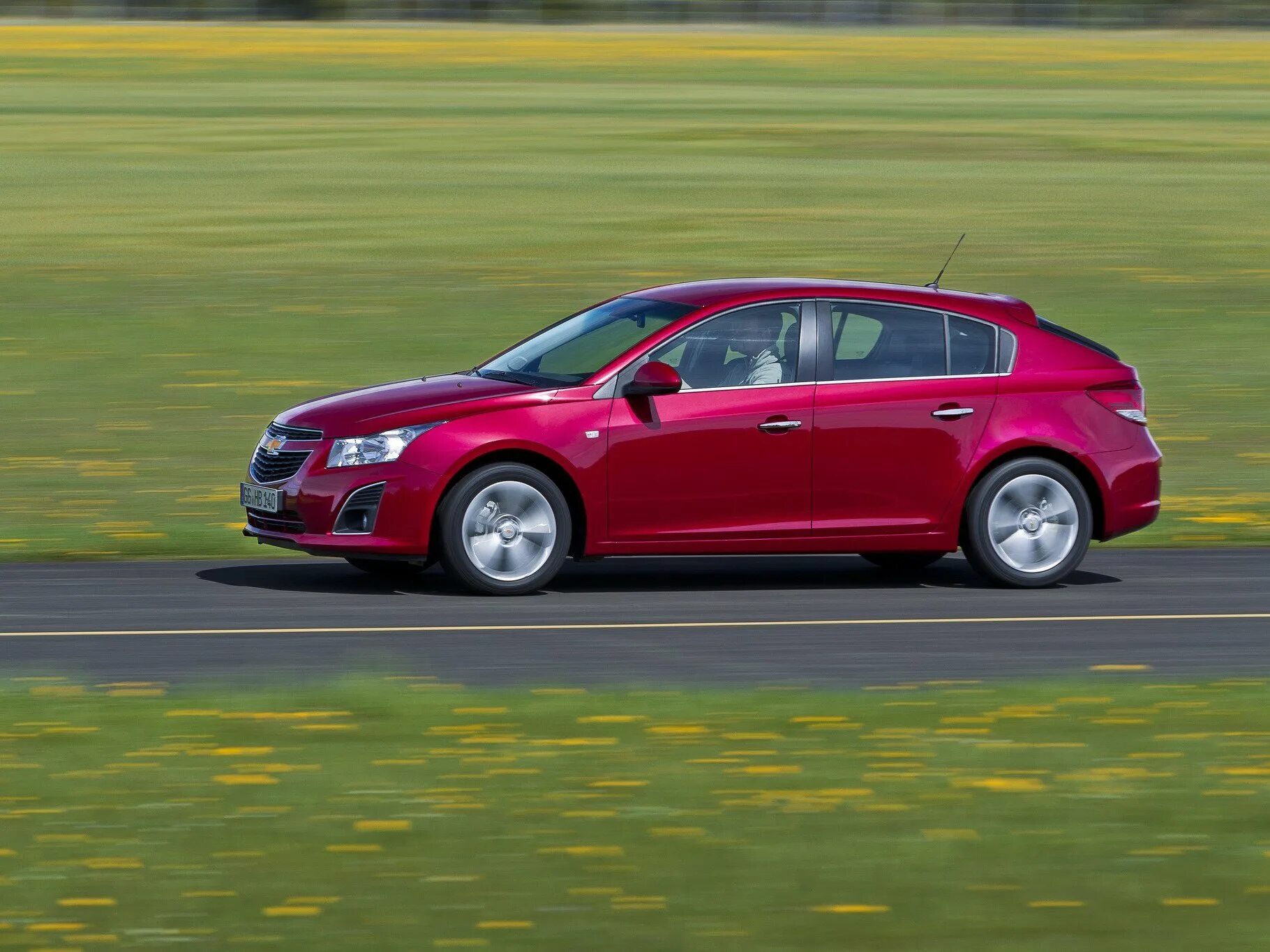 Картинка хэтчбек. Chevrolet Cruze i хэтчбек. Шевроле Круз 2015 хэтчбек. Chevrolet Cruze хэтчбек 2015. Шевроле хэтчбек 5 дверей.