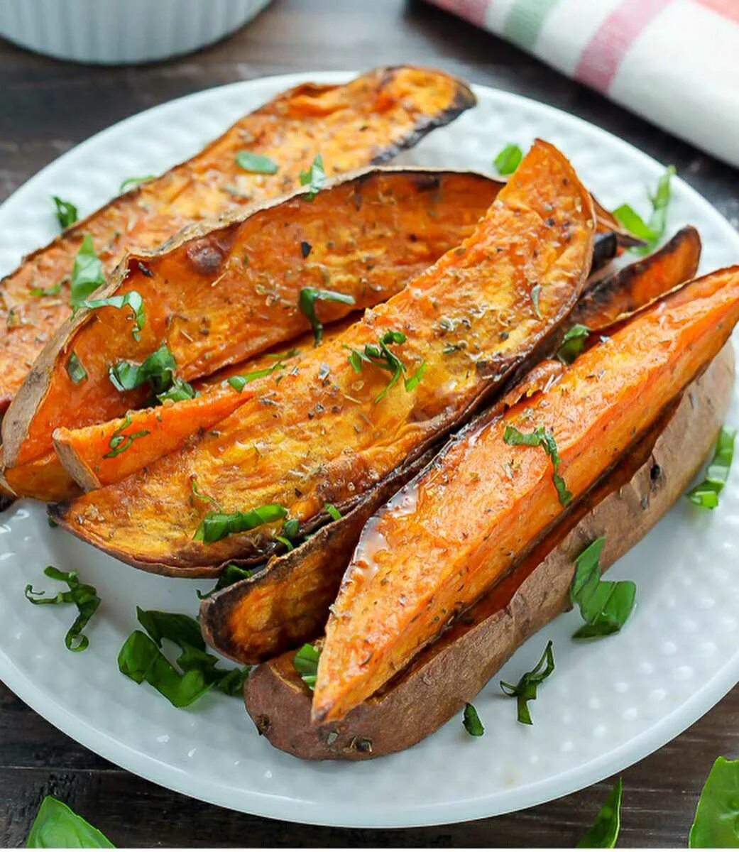 Как вкусно приготовить батат. Печеный батат. батат айдахо. пп батат. батат дольками.