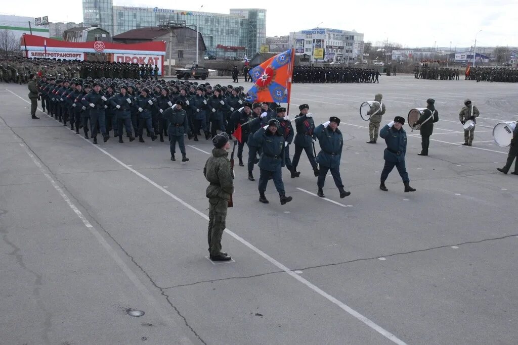 Подготовка к параду 2025. Парад победы хабаровск 2025. хабаровск подготовка к параду 2025. парад хабаровск мчс. парад хабаровск 2025.