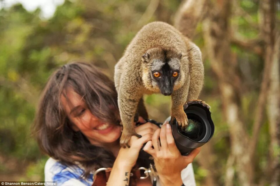 People and wildlife. Фотограф из Южной Африки Шеннон Брэнсон Shannon Benso. Экзотические животные. Фотограф с животными. Фотограф диких животных.