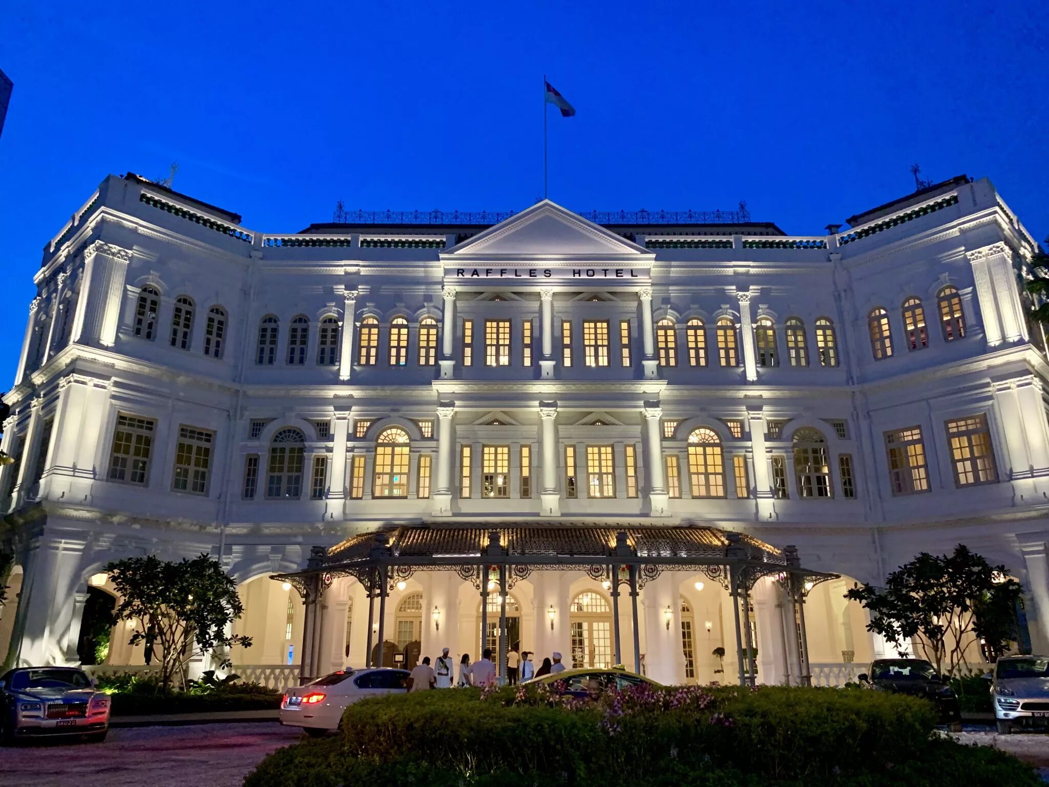 Raffles singapore. Hotel раффлз singapore. Раффлз сингапур отель фото. Раффлз сингапур. Hotel раффлз singapore.