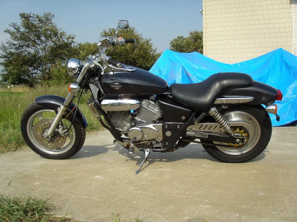 Мотоцикл Honda Magna 250. Honda Magna 400. Чоппер Хонда Магнум 250. Мотоцикл Honda 96 года. Honda 96 год