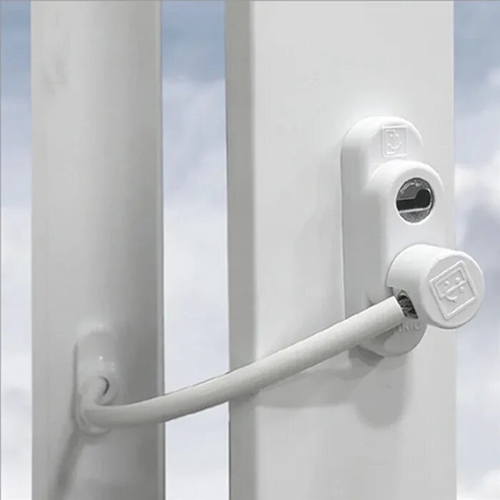 Замок пенкид penkid. Окно в замке. Оконный блокиратор penkid sash lock. 07 для алюминиевых окон. Bsl замок на окна.