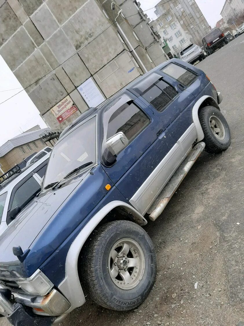 Nissan terrano 1994 дизель. Ниссан террано 1994г. Ниссан террано 1 1994. Ниссан террано 1994 год багажник. Ниссан террано 1994.