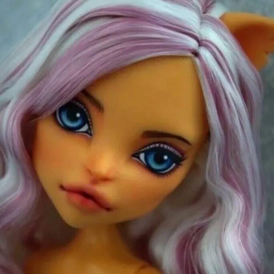 Monster high куклы ооак. Оаки дак. Оаки дак. Ооак монстер хай дракулаура. Оаки дак.