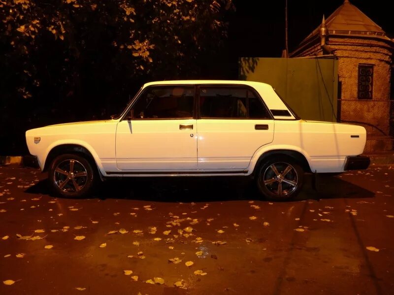 7 сбоку. Ваз 2107 сбоку. lada 2107 сбоку. лада 2107 с боку. ваз 2107 avs.