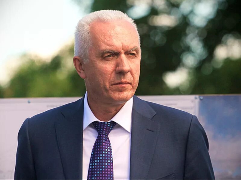 новожилов правительство архангельской области. голубой зал полномочного представителя президента в сзфо. субъекты субъекты северо-западе россии. ооо акрон скрап северо запад спб лого. Represent ltd.