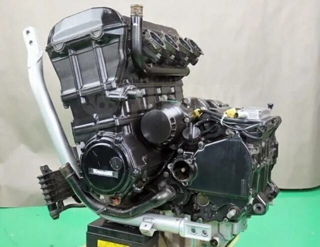 Двигатель кавасаки. Двигатель кавасаки zx1100. Двигатель kawasaki zzr 1000. Двигатель кавасаки. Двигатель kawasaki gf51.