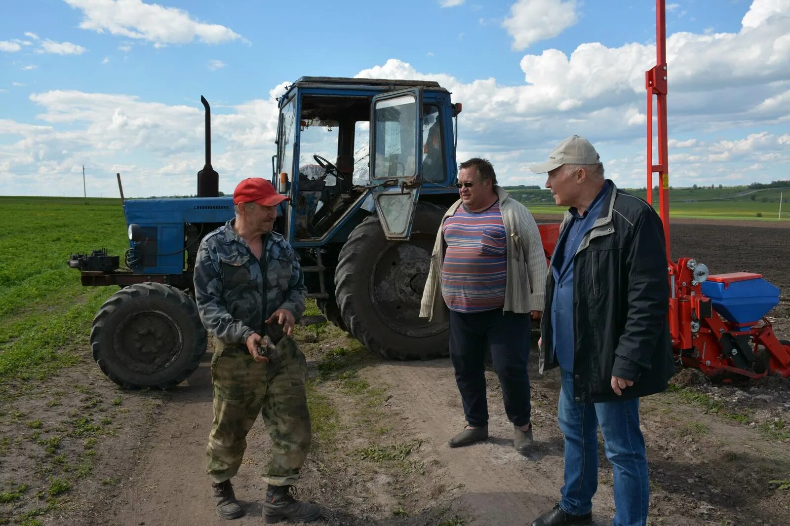 Глава вурнары. Пос вурнары вурнарского района чувашской республики. Леонид николаев. Глава вурнары. Глава вурнары.