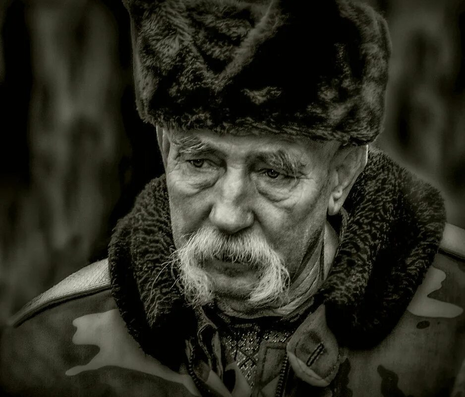 Юрий николаевич михайлик. Атаман татаркин. Старые генералы найти. Генерал армии петров василий иванович. Генерал лейтенант рохлин.