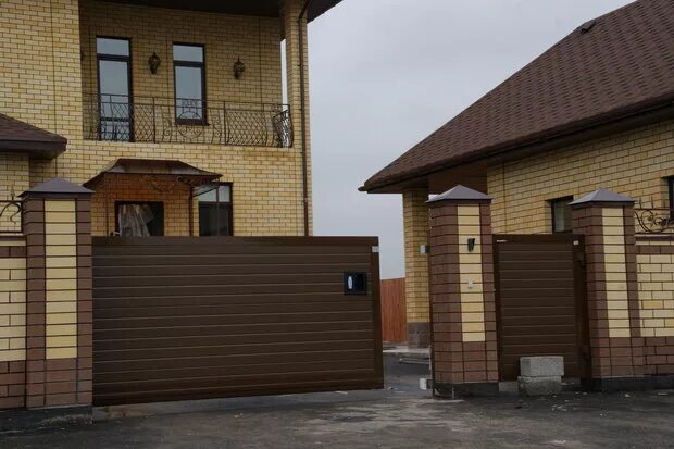 Дверь doorhan/880/2050/ультра. Дорхан западная сибирь тюмень. Дорхан западная сибирь. Ворота гаражные дорхан с окном. Ворота дорхан 7016.