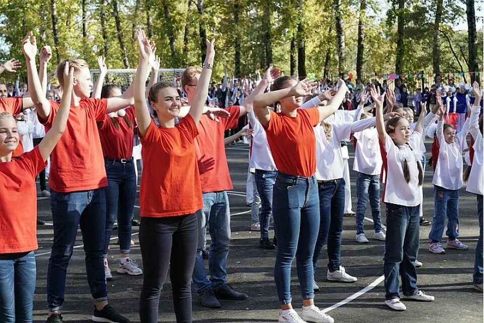 работа в хабаровске в индустриальном районе. сергей кравчук посетил комбинаты в индустриальном районе. хабаровск микрорайон прибрежный. абинск частный сектор. работа в хабаровске в индустриальном районе.