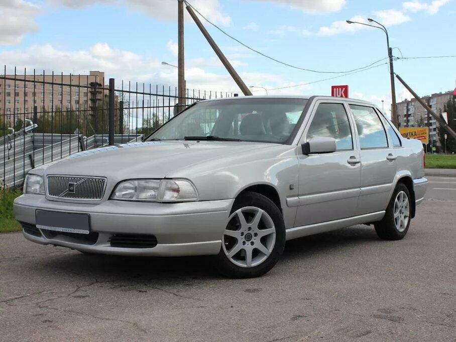 Вольво 98 года. Volvo s70 1998. Вольво s70 1998. Вольво седан 1998 s70. Volvo s70 1998 Silver.