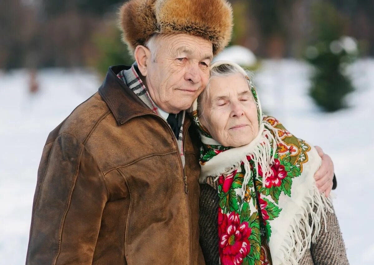 Старик с бородой. Дедушка и внучка. Дедушка и внук. Фотосессия дедушки. Дедушка.
