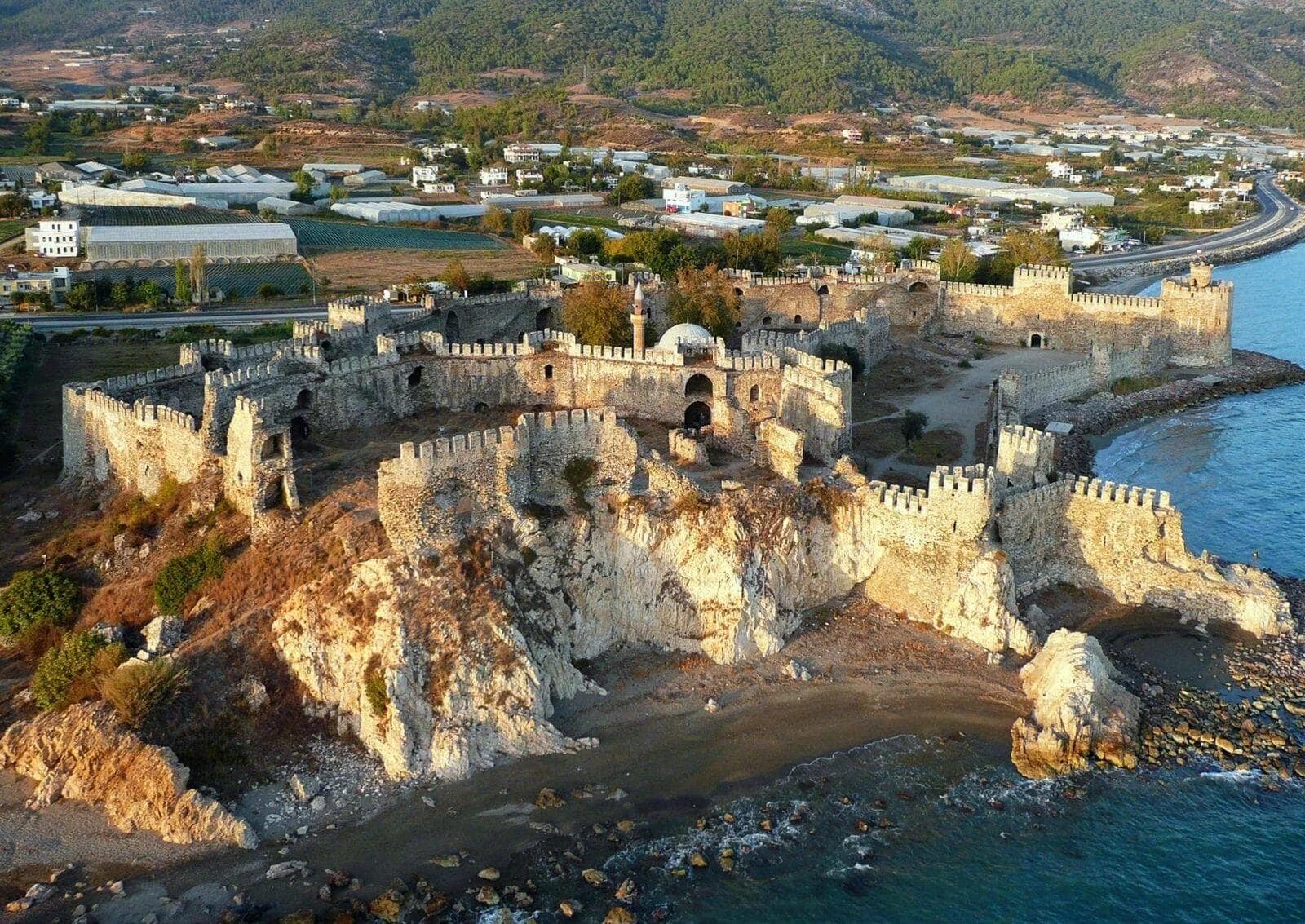 Карс город в турции. Мечеть в турции султана сулеймана. Бывший русский город в турции. Карс армения. Бывший русский город в турции.