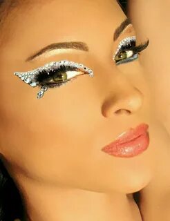 Angel make up