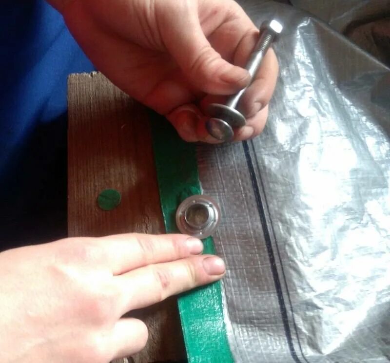 шторы на кольцах люверсах. пошив штор с люверсами своими руками. крепления для люверсов. люверсы для тента. люверс для штор.