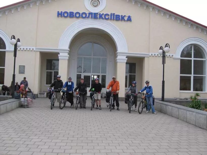 новоалексеевка херсонской обл. станция новоалексеевка херсонская область. новоалексеевка генический район. рыково херсонская область генический район. новоалексеевка херсонская область.