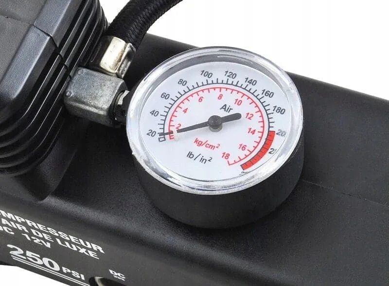 Tire inflator компрессор. Автокомпрессор торнадо 580 шкала манометра. Насос торнадо автомобильный шкала давления. Манометр насоса автомобильного 2 шкалы. Манометр pressure gauge 0-12bar.