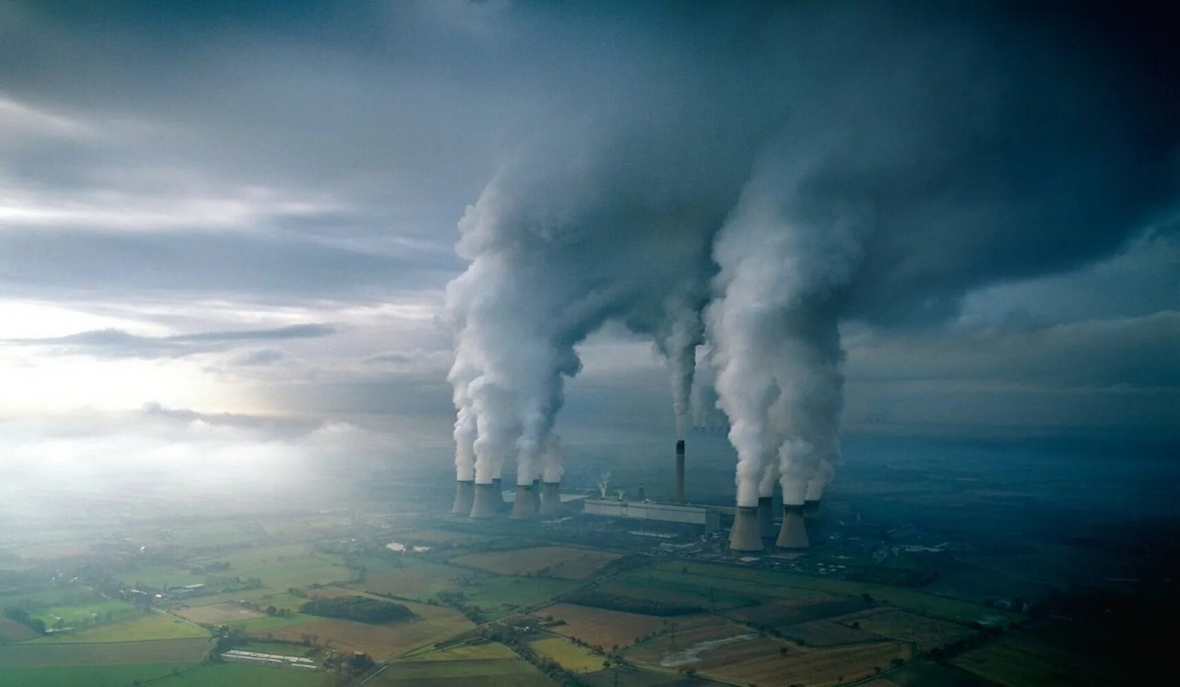 Глобальная проблема загрязнения воздуха. Загрязнение воздуха. Загрязнители воздуха. Выбросы в атмосферу. Аэрозольное загрязнение атмосферы.