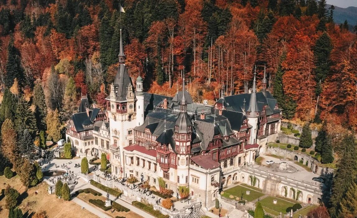 Замок Пелеш Румыния. Замок Пелеш, Синая, Румыния. Замок Пелеш - Карпаты - Синая, Румыния. Замок Пелеш Трансильвания.