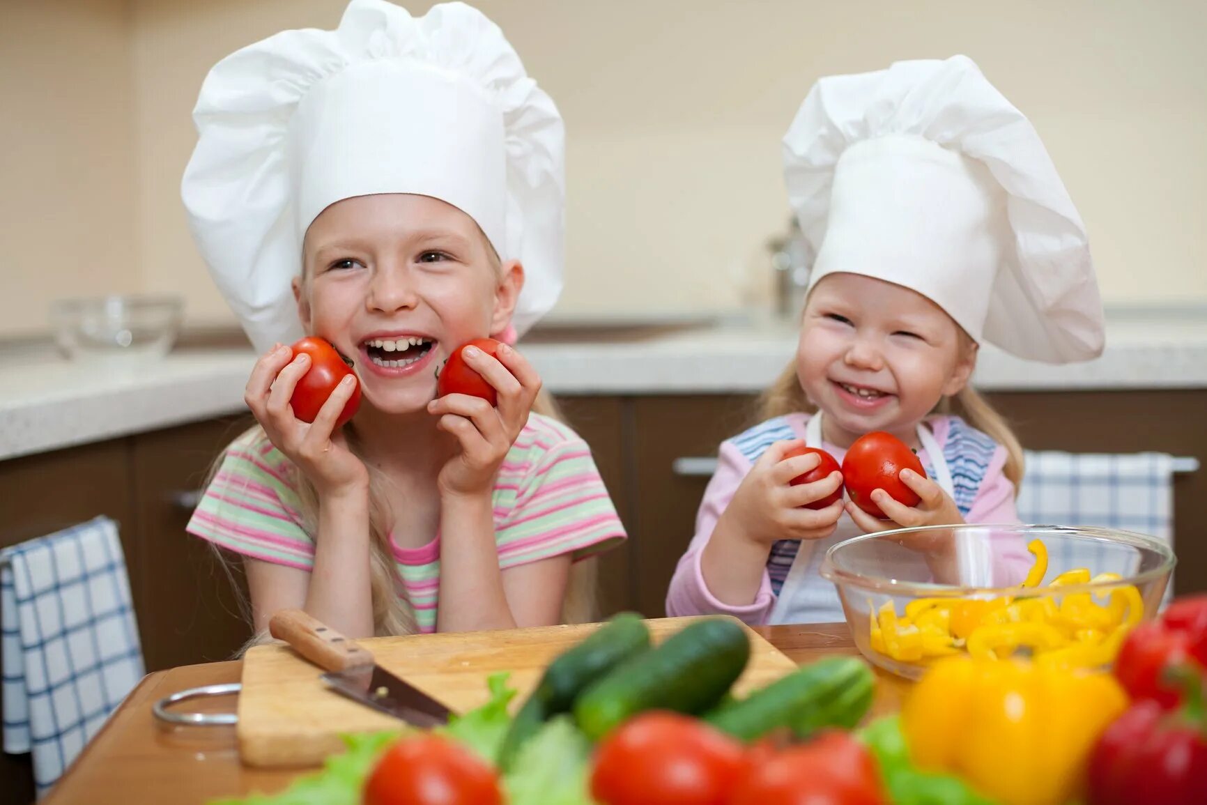 Cooking babies. Мастер класс для детей кулинария. Кулинария для дошкольников. Дети на кухне мастер класс. Повар для детей.