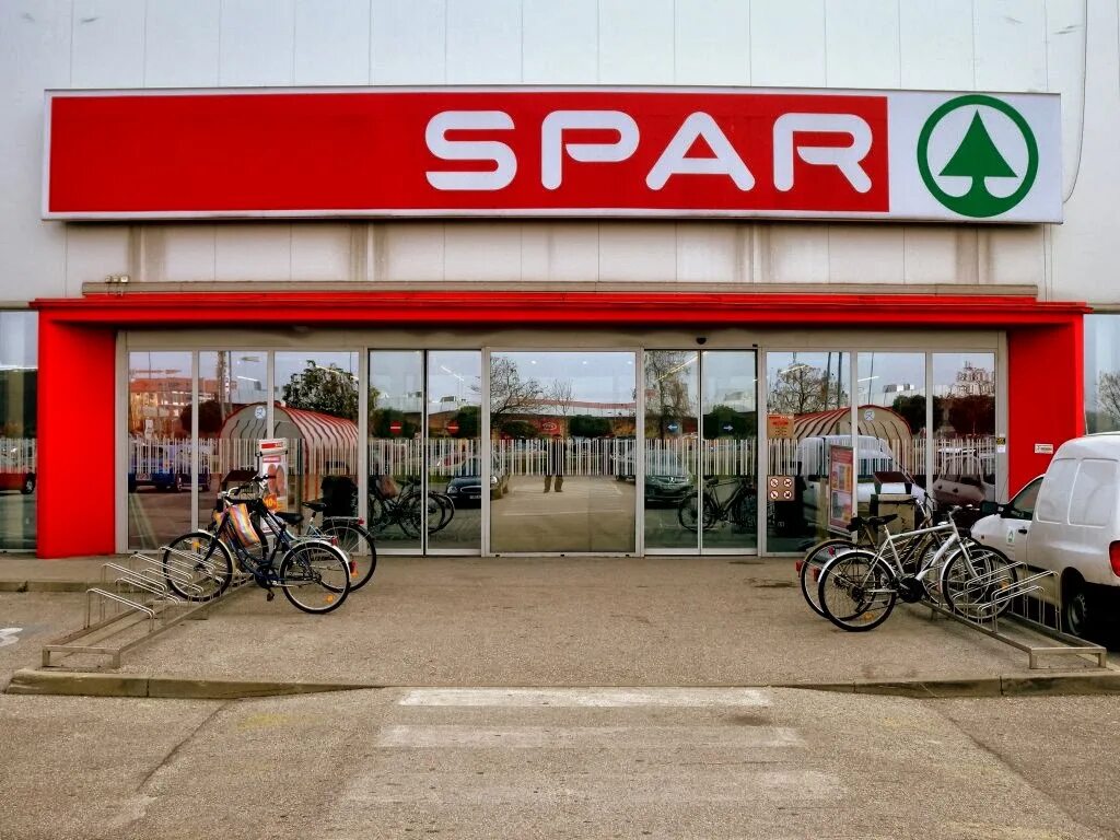 Спар сайт. Вывеска спара Калининград. Spar Марьино. Магазин Спар Луганск. Спар Псков.