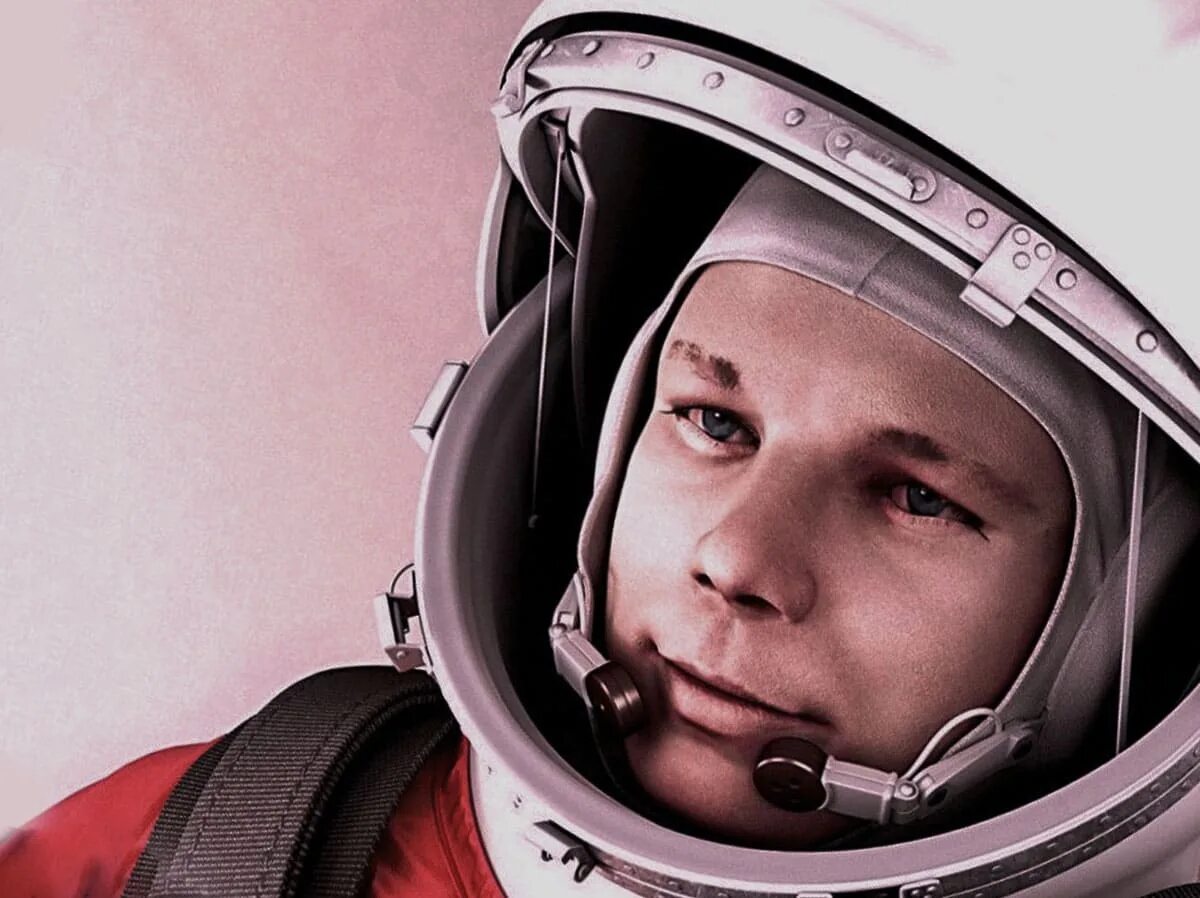 День космонавтики Гагарин. Гагарин в космосе. День космонавтики фото.