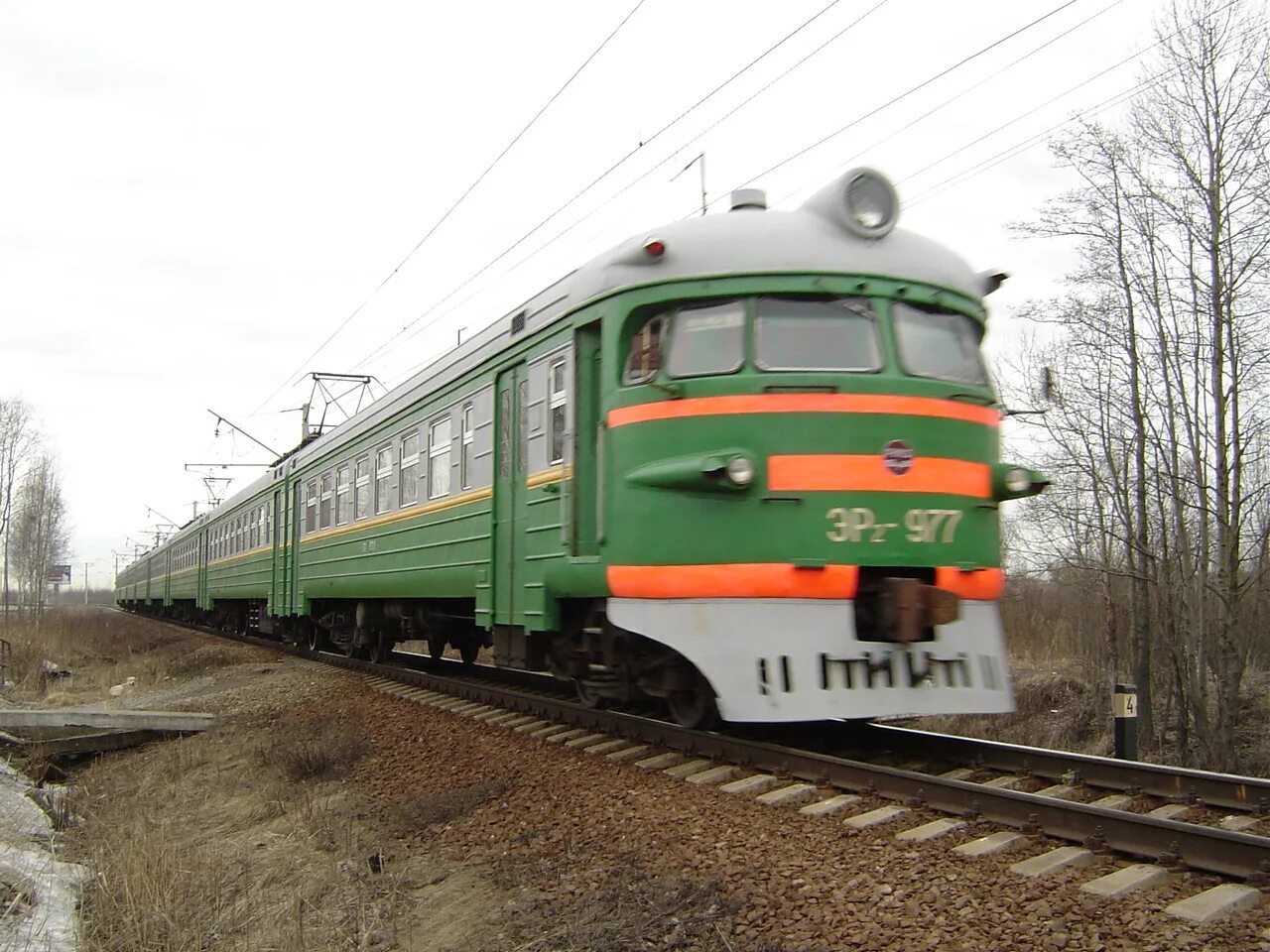 Ст 977. Эр2 977. электропоезд эр1 вектор. эр два 977. эр2 с боку.