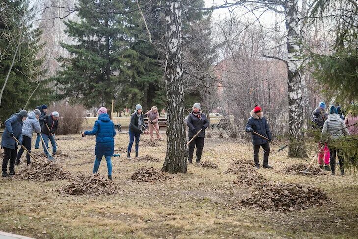 Общегородской субботник 2024 санкт петербург. Субботник в октябре. Субботник в Новосибирске. Субботник в Абагуре Лесном. Субботник в Новосибирске в 2022 году.