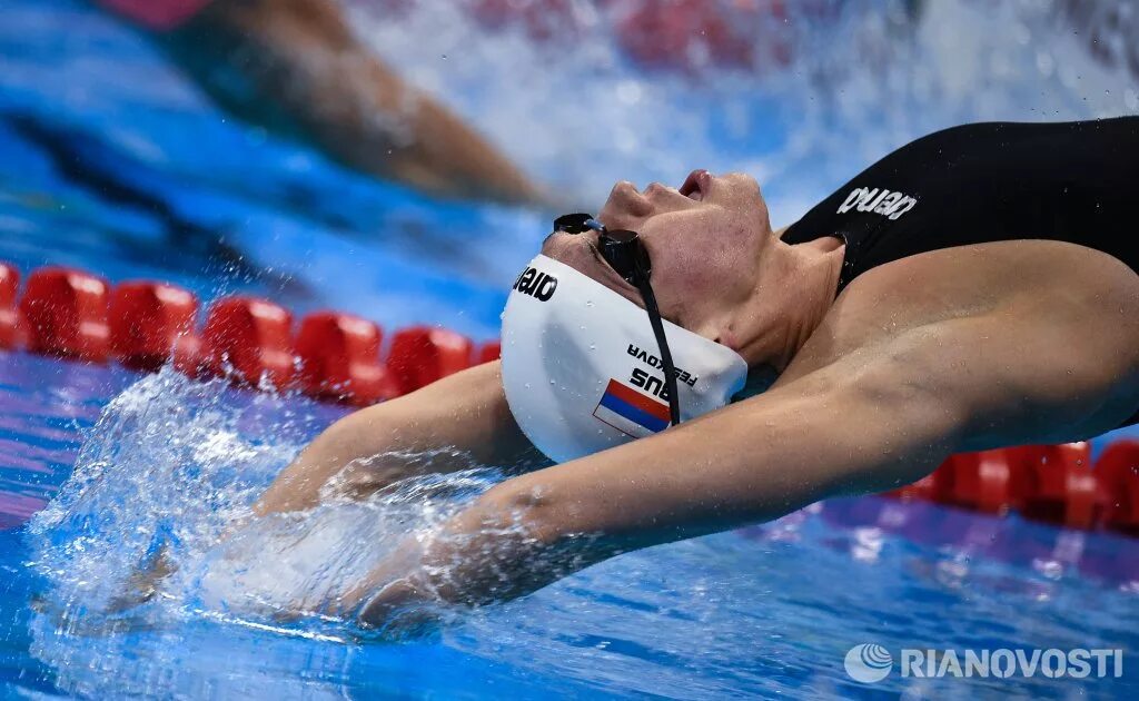 Пловчихи Фесикова. Найти спортсмена по плаванию