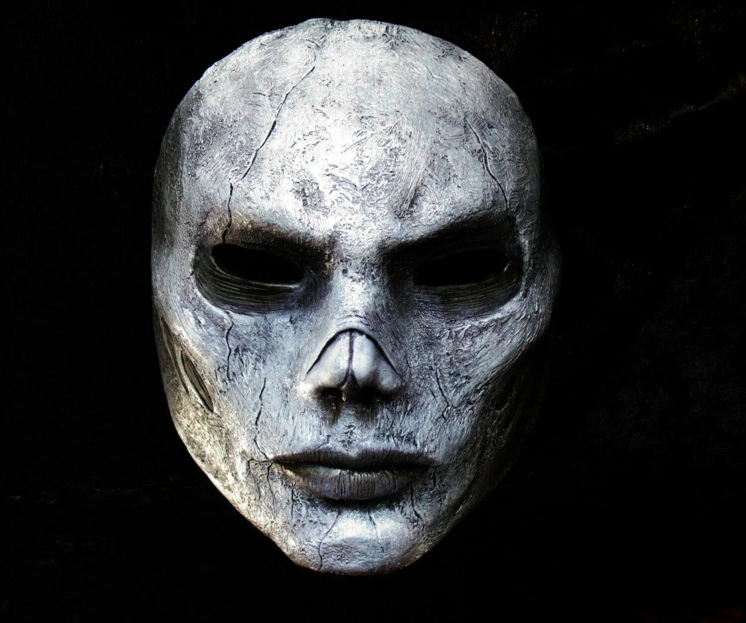 Хоккейная маска джейсон вурхиз. Майк майерс хэллоуин маска. Страшные маски на хэллоуин. Horror mask. Horror mask.