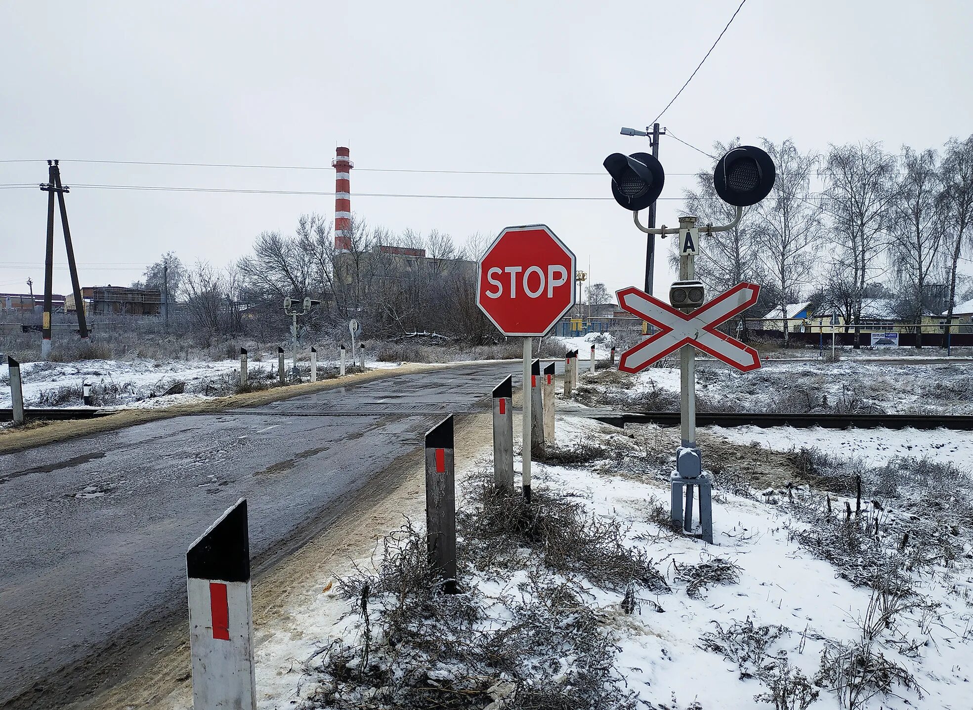 Вчера в 9 часов. Железнодорожный переезд. ЖД переезд. Железнодорожный переезд Украина. ЖД переезд Украина.