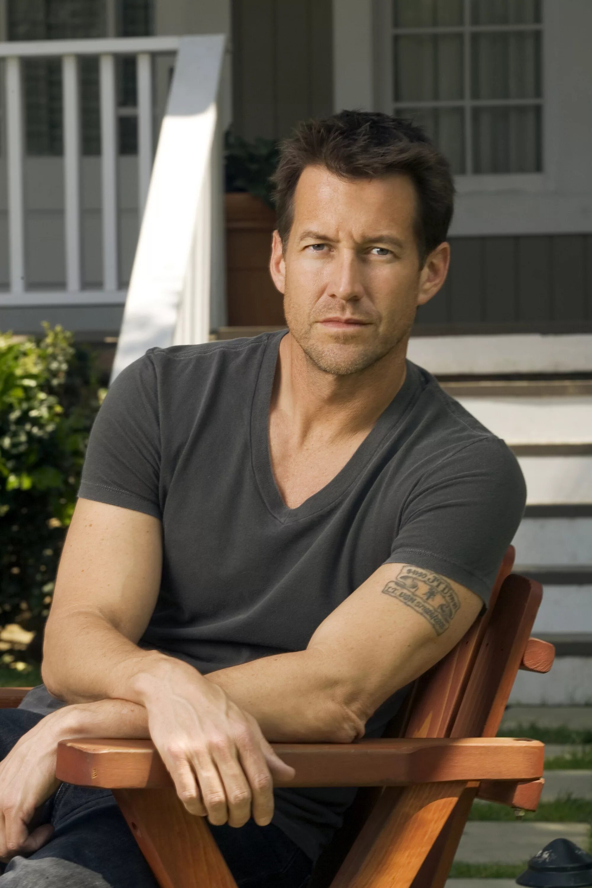 Mike delfino. Отчаянные домохозяйки Майк Дельфино. Отчаянные домохозяйки Майк Дельфино актер.