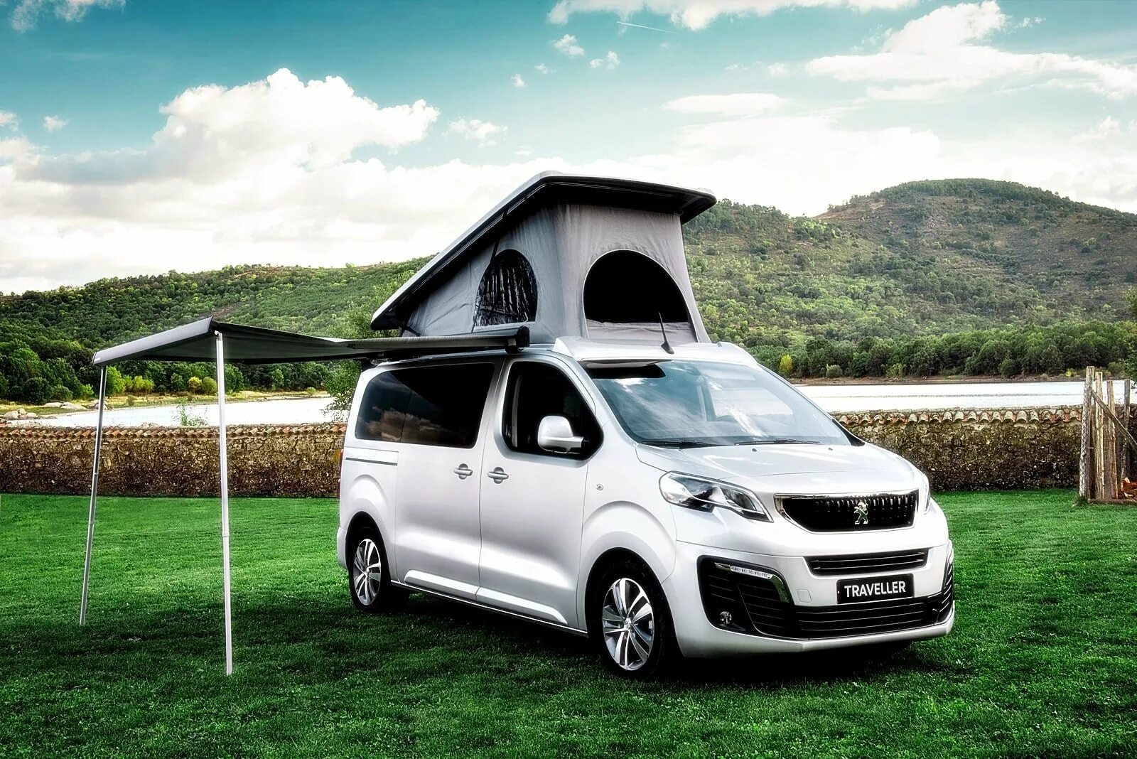 Пежо Тревеллер 2021. Peugeot Expert traveller 2020. Ситроен спайстурер. Peugeot Rifter Camper. Купить минивэн пежо