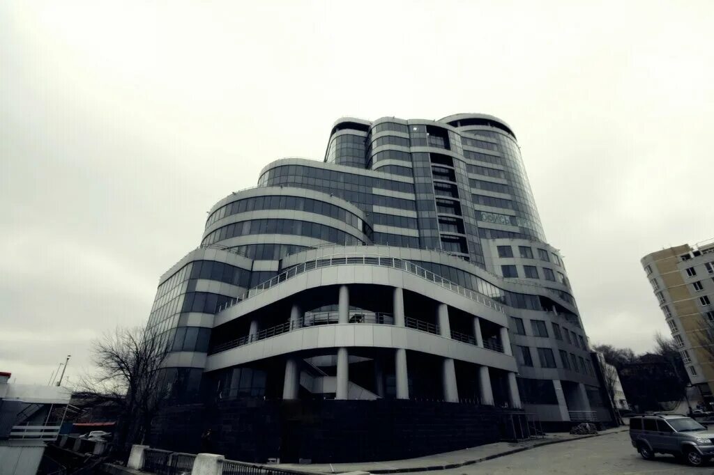 новаторов 8 ростов на дону. 16thline ростов. береговая 8 ростов-на-дону бизнес центр риверсайд. галерея 16 линия ростов-на-дону. бц риверсайд дон ростов-на-дону.