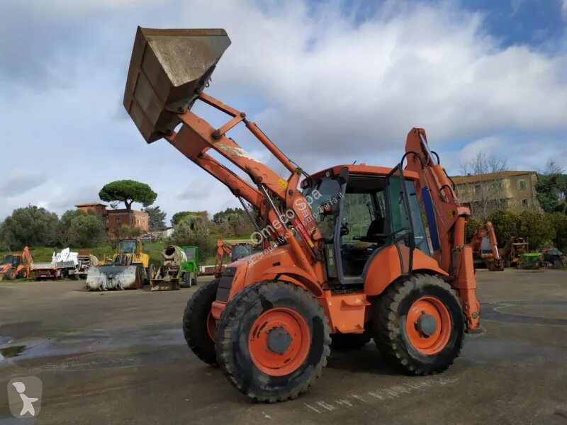 Fiat-hitachi fb100. Фиат погрузчик. Фиат хитачи fb100. 2. Фиат кобелко экскаватор погрузчик.